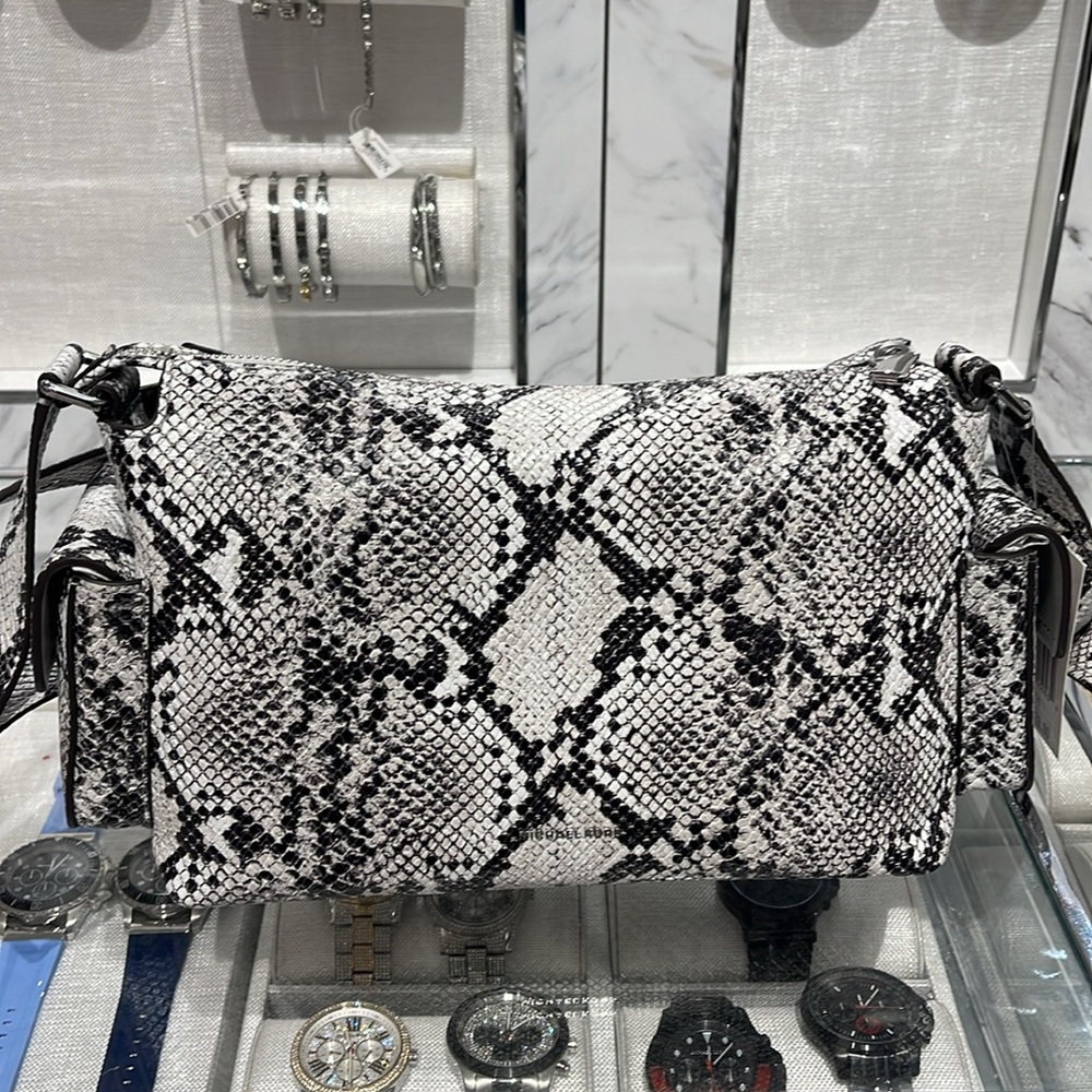 MICHAEL KORS Dakota Medium Snake Embossed Leather Pocket Shoulder Bag
ALUMINUM - Picture 8 of 16